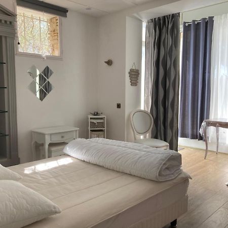 Gite Comme A La Maison Hyeres Exterior photo